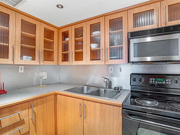 2nd image of 5401 Collins Ave APT 133