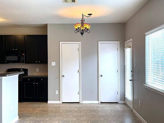 5th image of 6131 Settlers Lake Cir E
