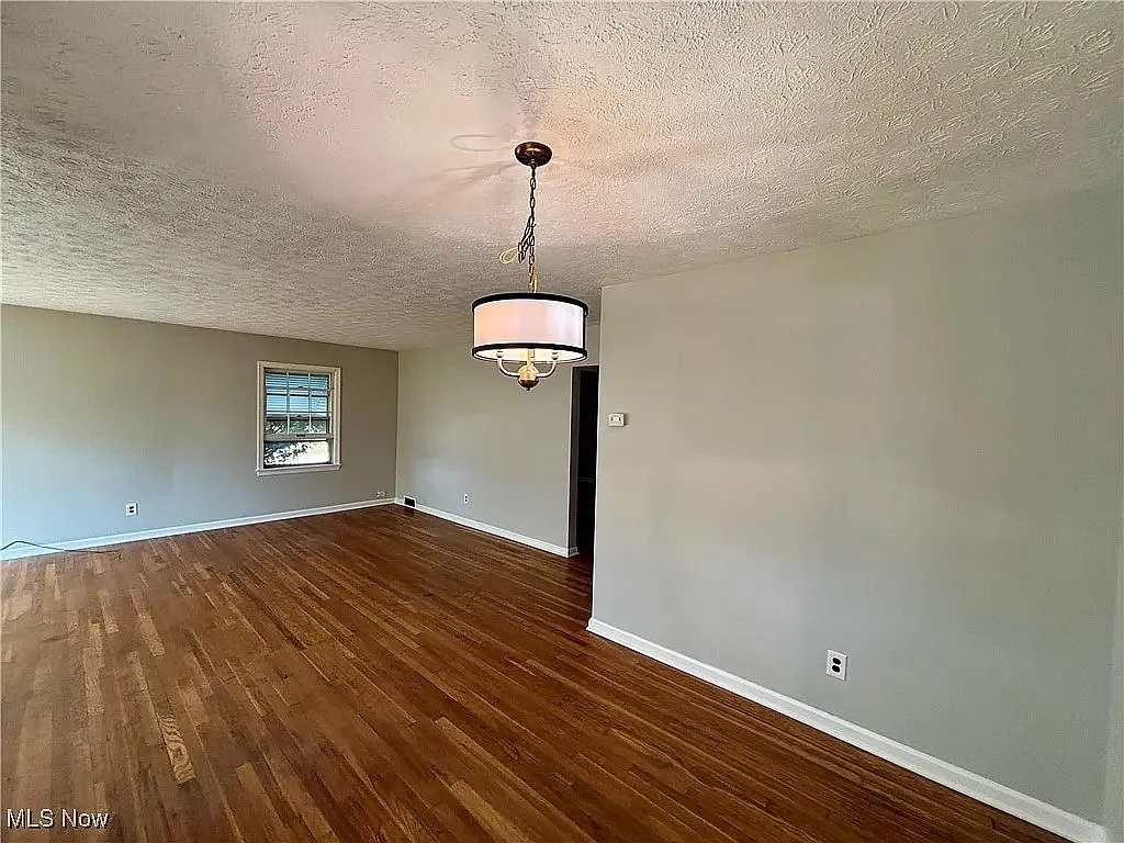 4 bed, 2209 sqft, $1,850 — Photo 3