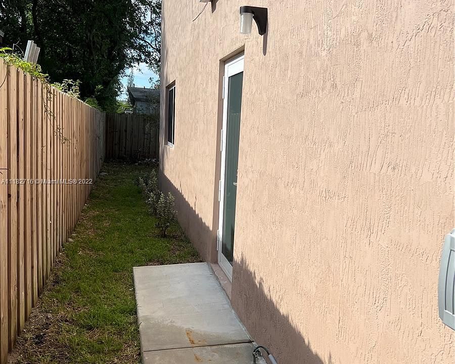 1st image of 3076 NW 45th St Floor 1