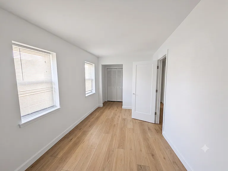 1835 N Bissell St #1F — Photo 11