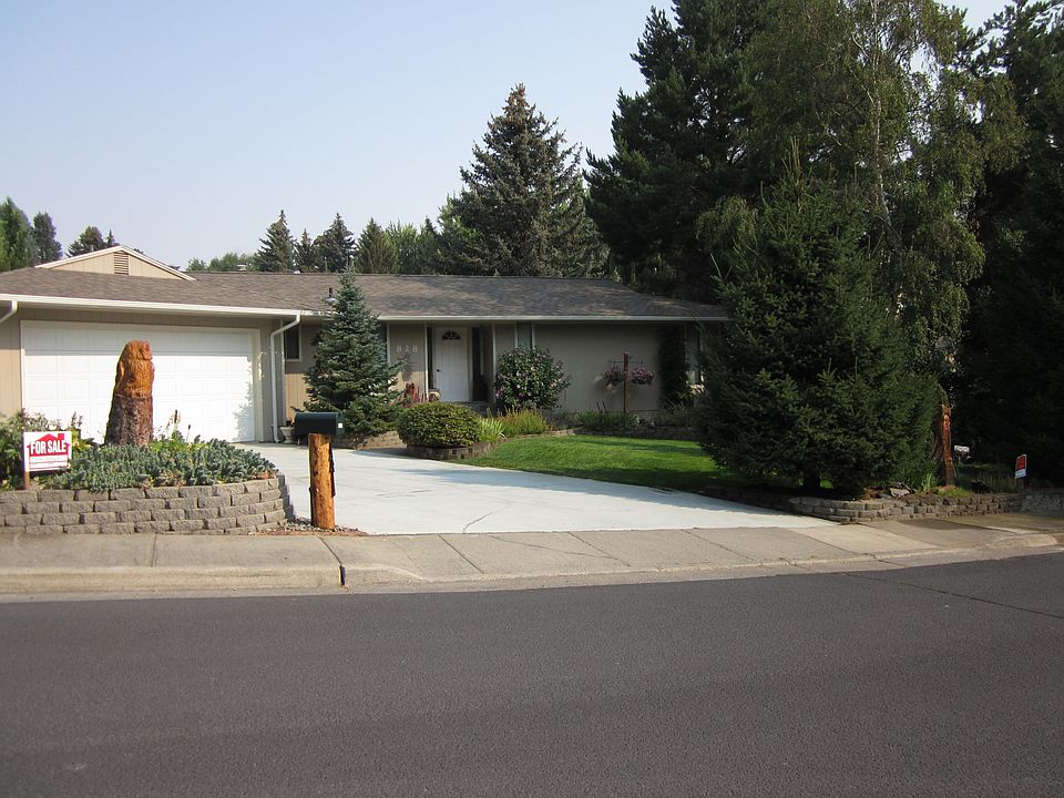 1st image of 828 SE Meadow Vale Dr