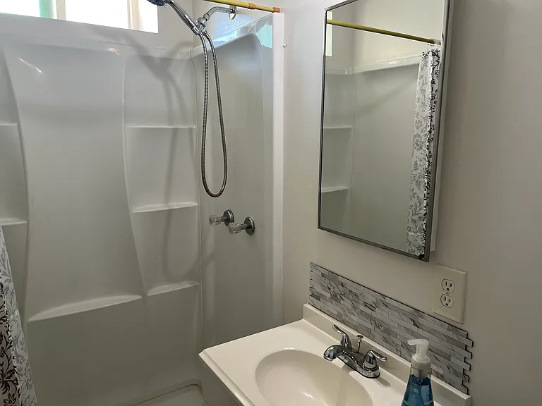 19230 Lydle Creek Pl — Photo 3