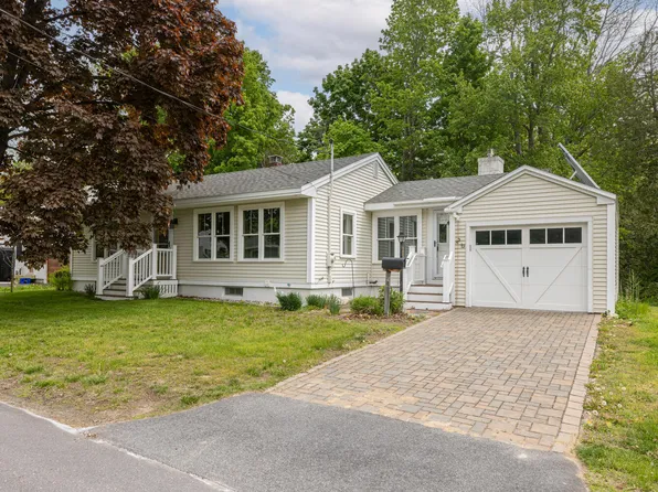 26 Woodbury Street, Yarmouth, ME 04096