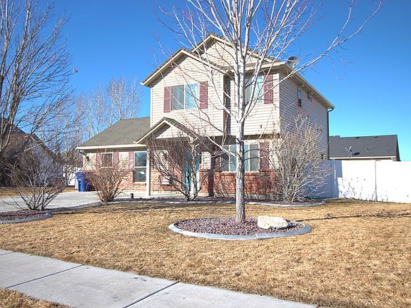 2nd image of 1111 N Drystone Dr