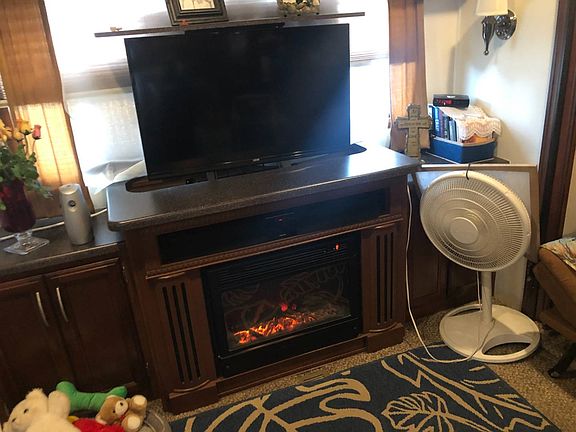 5th image of 11 Harbor Oaks Dr #33
