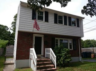 370 Corey St, West Roxbury, MA 02132