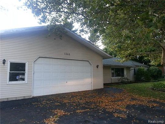 1st image of 1340 Malcolm Dr