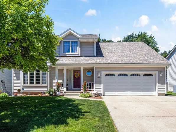 1948 NW 88th Ct, Clive, IA 50325