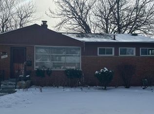 14421 Rosemary Blvd, Oak Park, MI