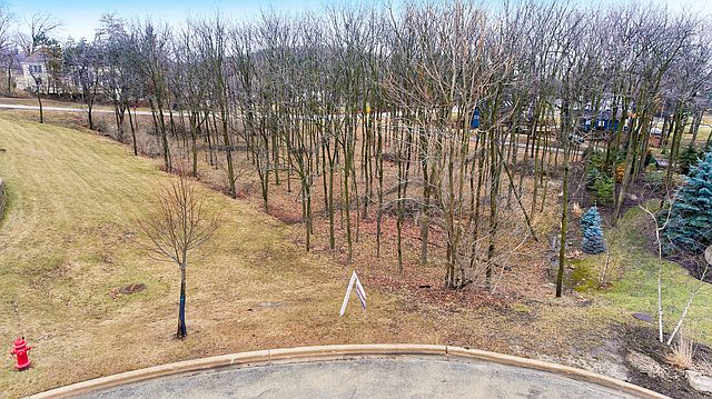 2nd image of 220 Forest Edge Ct