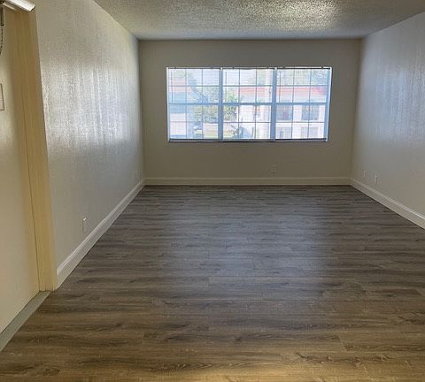 3rd image of 525 Kirk Rd APT 104E