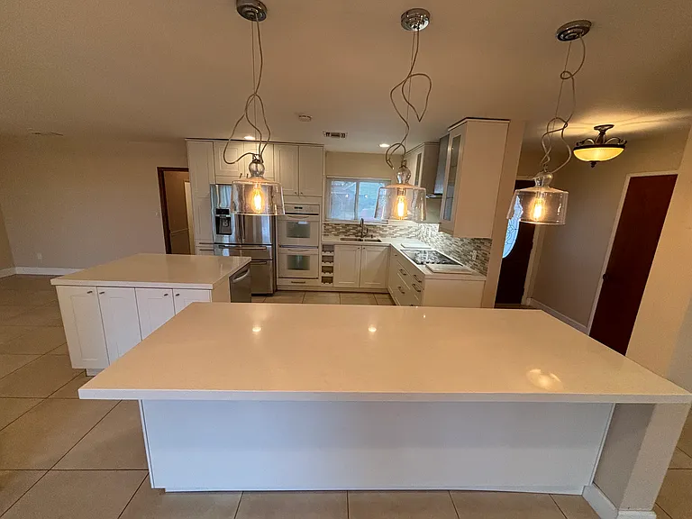 5564 Trinity Way — Photo 3