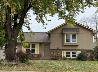 1226 NW Beechwood St, Ankeny, IA 50023