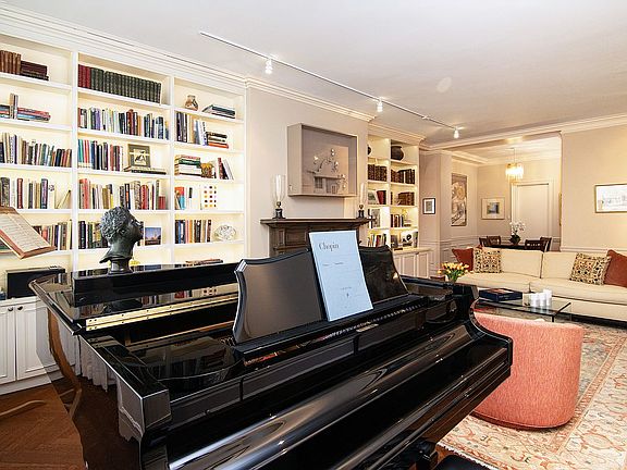 2nd image of 480 Park Ave APT 16D
