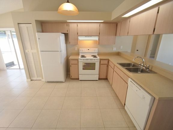 3rd image of 1312 25th St N