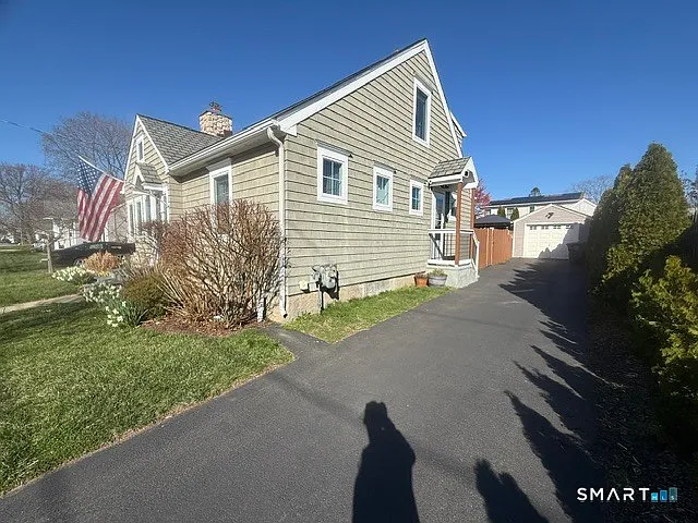 40 Austin Rd — Photo 32