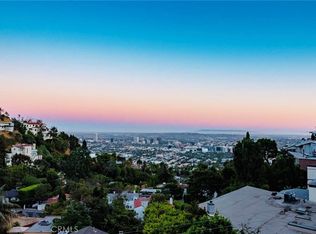 8835 Evanview Dr, Los Angeles, CA 90069