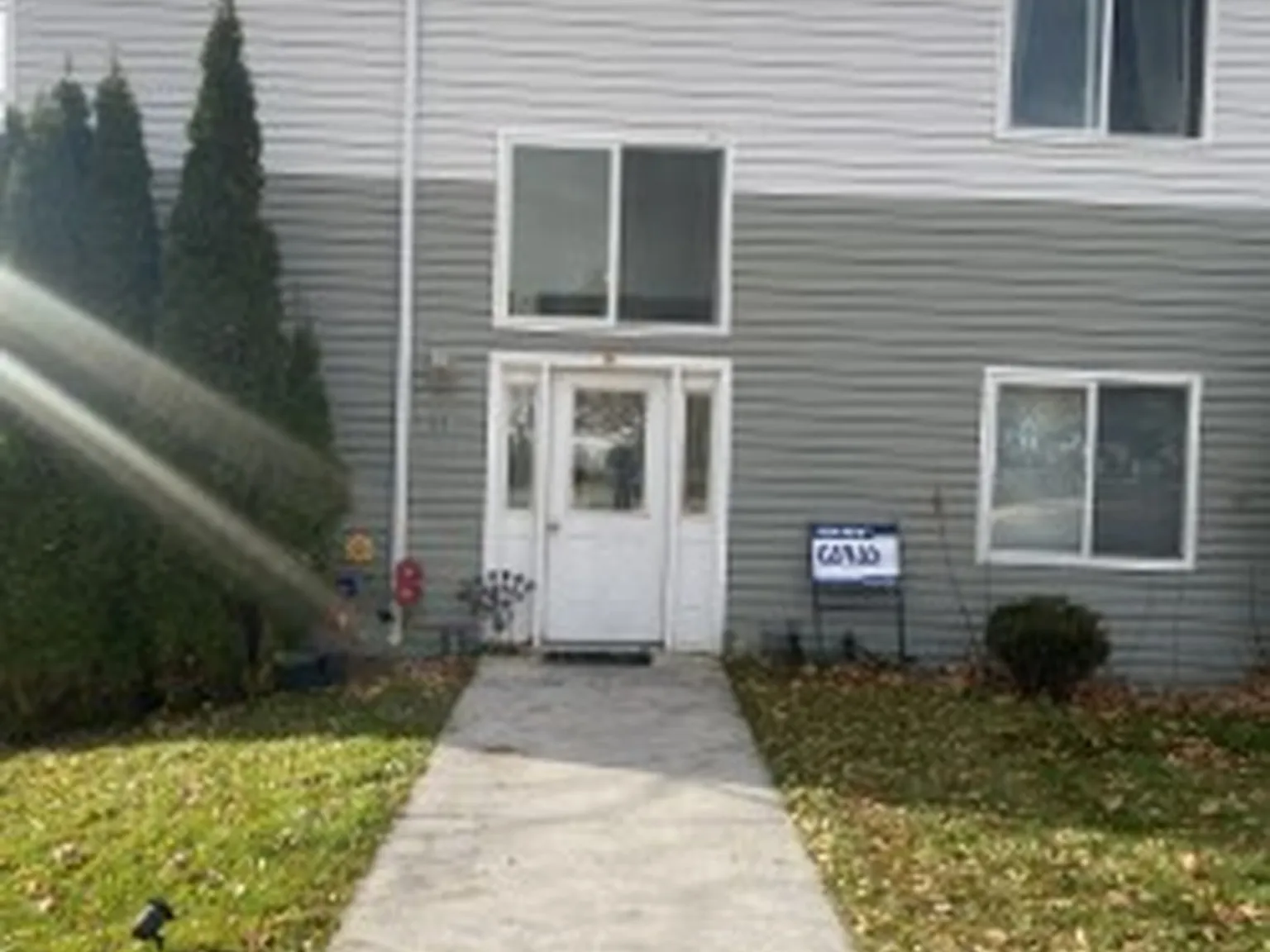 2 bed, 1080 sqft, $1,350 — Photo 1