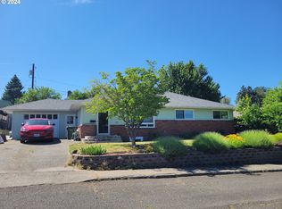 330 W 21st St, The Dalles, OR