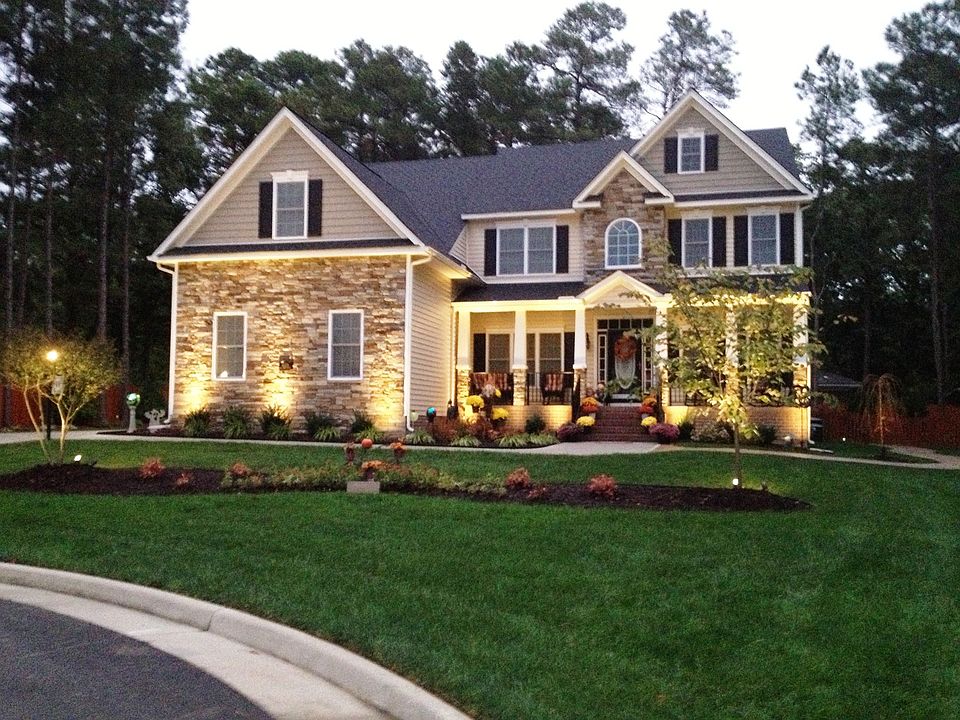 1st image of 10124 Elm Crest Dr