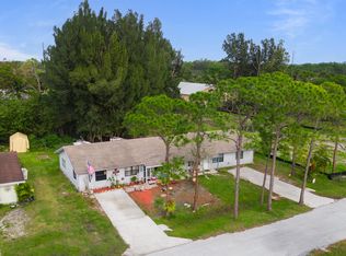 3763 SE Dixie Ross St, Stuart, FL 34997