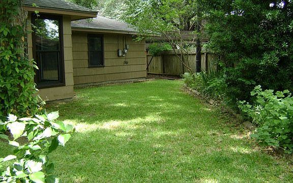 2nd image of 53 Pin Oak Ct