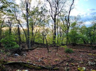 7 Justin Rd, Great Cacapon, WV 25422