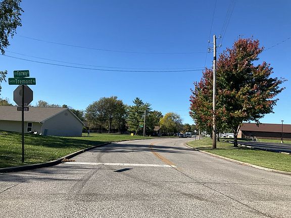 4th image of 3112 Tremont Rd