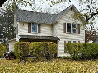 1421 McKinley St, Janesville, WI 53548