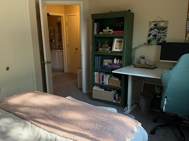 755 N Maple Rd — Photo 9