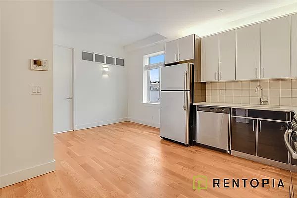 1st image of 91 Varet St #3D
