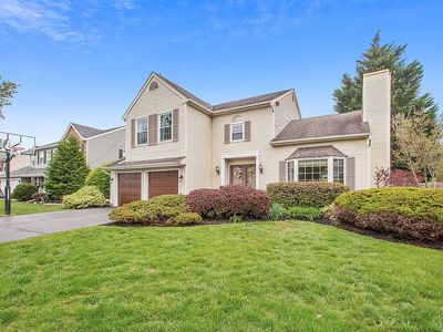 2152 W Wellington Rd, Newtown, PA, 18940