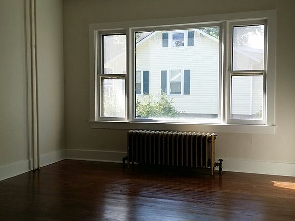 Dining room 2nd view