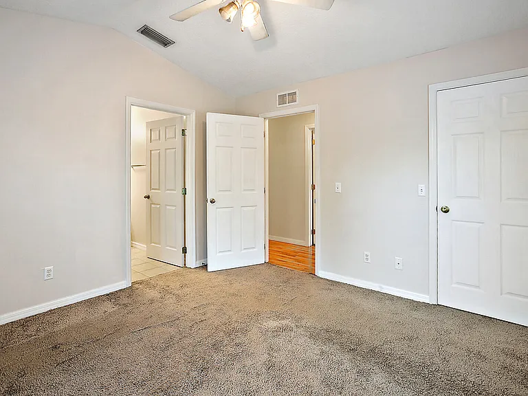 1204 Wood Duck Ln #1 — Photo 8