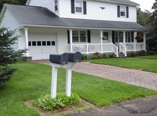 810 Stanton Rd, Endicott, NY 13760
