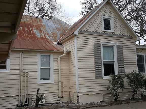 4th image of 759 N Madison St