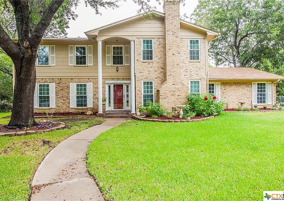 1st image of 3004 Arrowhead Dr