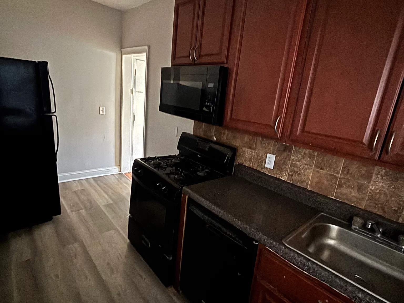 130 Corbin Ave — Photo 2