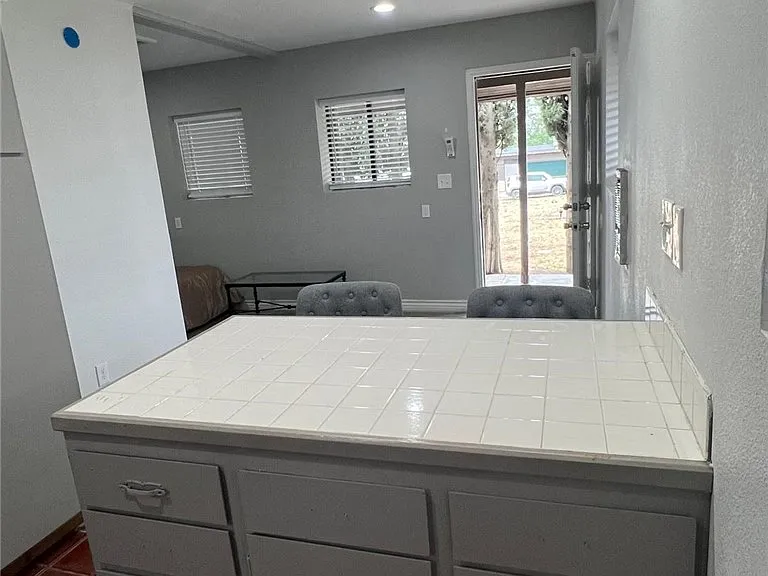 38900 Howard Rd #3 — Photo 17