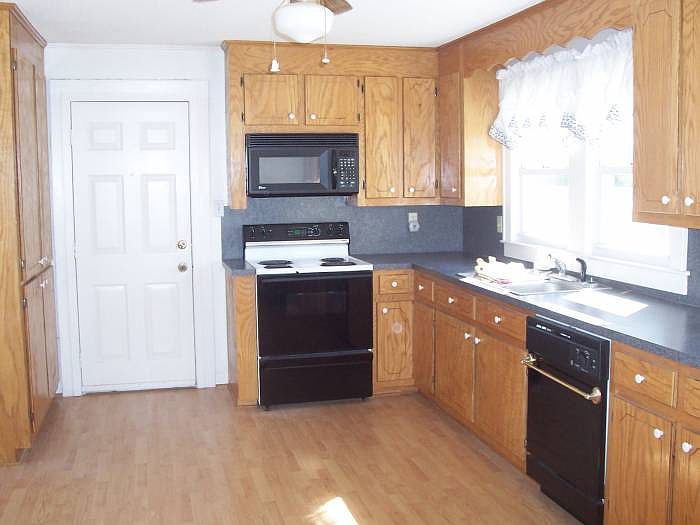 310 Gladstone Rd, Mocksville, NC 27028 Zillow