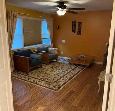 2nd image of 36 River Rd