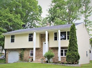 31 Schubert Ave, Edison, NJ 08820