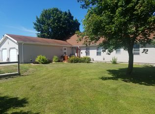 4792 County Rd E, Oshkosh, WI 54904
