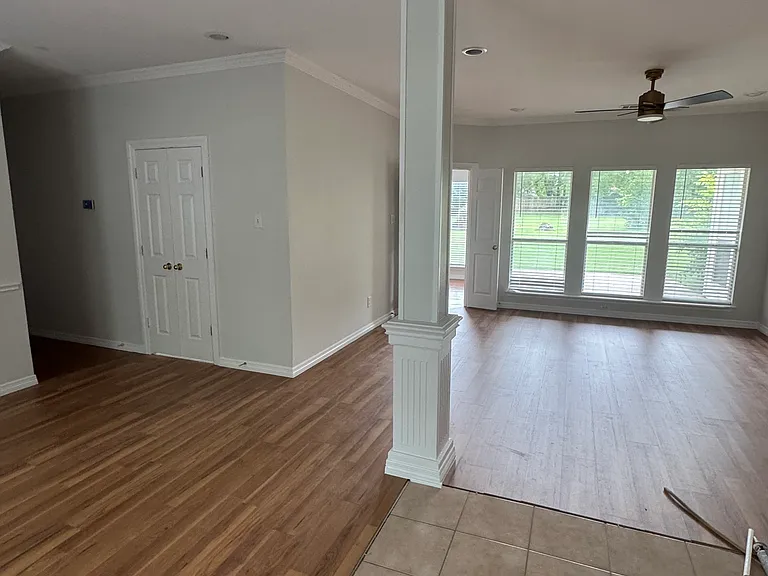 1415 E Dove Rd — Photo 10