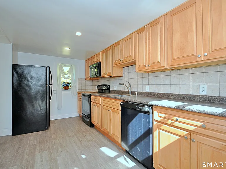 10A Old Hawleyville Rd — Photo 6
