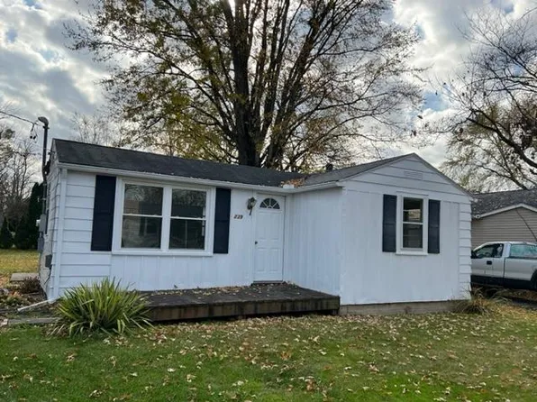 239 Pershing Ave, Galion, OH 44833