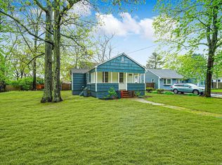 39 Park Blvd, Yaphank, NY 11980