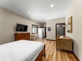 47644 Slip Up Creek Rd UNIT B, Sioux Falls, SD 57104