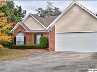 222 Yellowhammer Dr, Alabaster, AL 35007